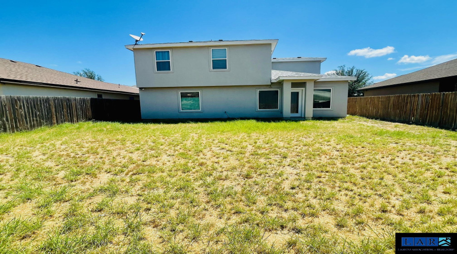 1918 Aransas Pass Dr, Laredo, Texas 78045, 4 Bedrooms Bedrooms, 6 Rooms Rooms,2 BathroomsBathrooms,Residential,For Rent,1918 Aransas Pass Dr,20260959