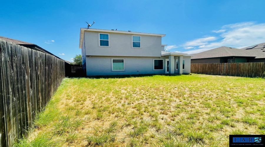 1918 Aransas Pass Dr, Laredo, Texas 78045, 4 Bedrooms Bedrooms, 6 Rooms Rooms,2 BathroomsBathrooms,Residential,For Rent,1918 Aransas Pass Dr,20260959