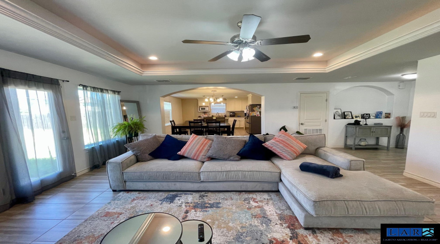 1918 Aransas Pass Dr, Laredo, Texas 78045, 4 Bedrooms Bedrooms, 6 Rooms Rooms,2 BathroomsBathrooms,Residential,For Rent,1918 Aransas Pass Dr,20260959