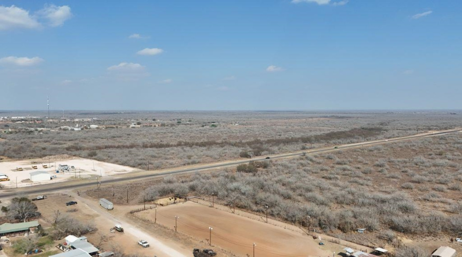 750 State Hwy 285, Hebbronville, Texas 78361, ,Land,For Sale,750 State Hwy 285,20260977
