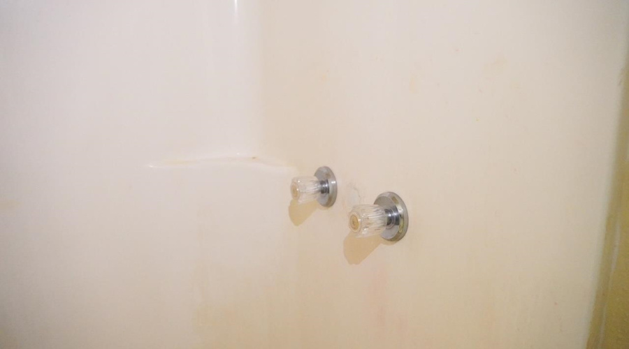 111 W Harald, Hebbronville, Texas 78361, ,Multi-family,For Sale,111 W Harald,20260978