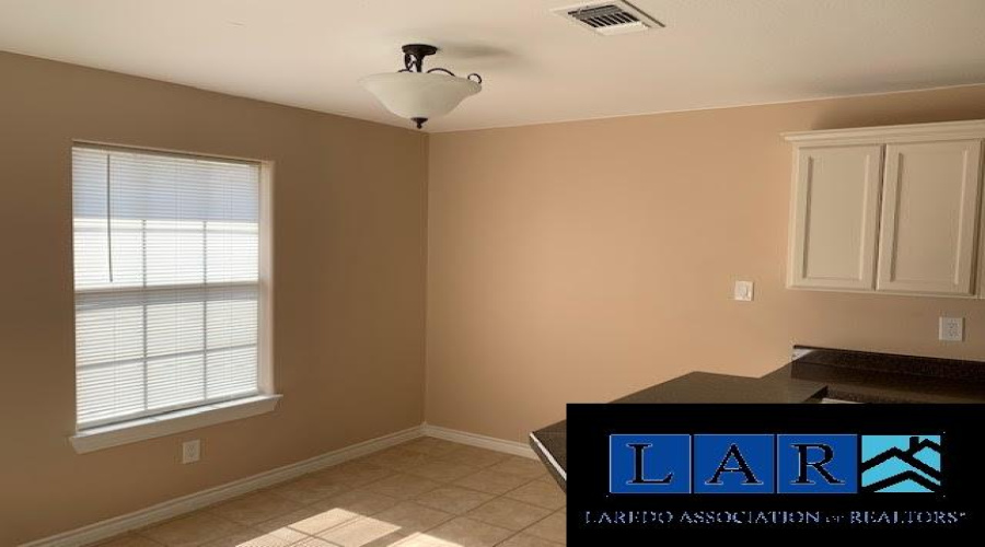 405 Cinnamon Teal Lp, Laredo, Texas 78045, 2 Bedrooms Bedrooms, 4 Rooms Rooms,2 BathroomsBathrooms,Residential,For Rent,405 Cinnamon Teal Lp,20260960