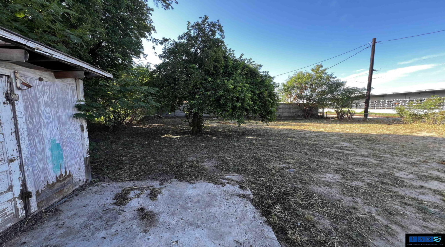 1819 Alamo St, Laredo, Texas 78040, ,Residential,For Sale,1819 Alamo St,20260964