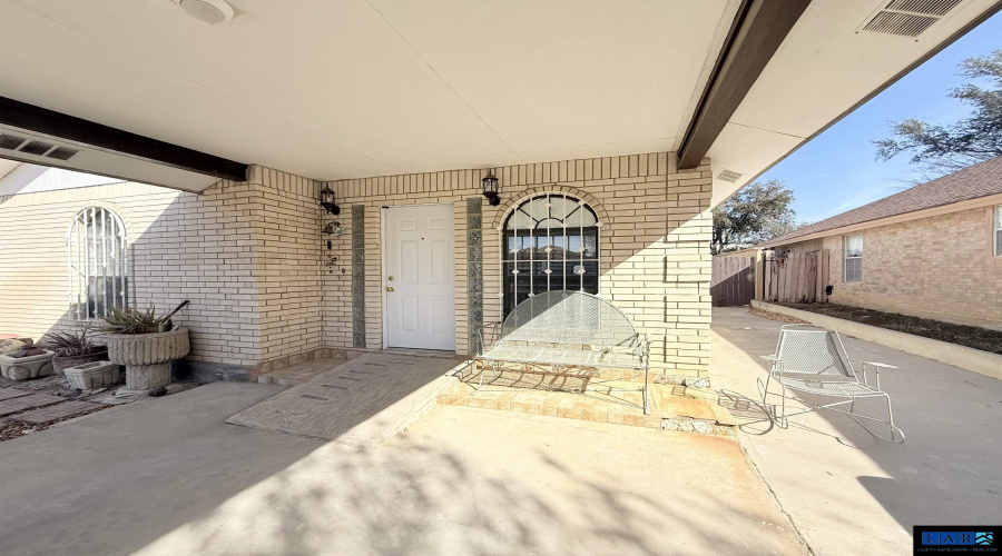 1428 Los Ebanos Dr, LAREDO, Texas 78041, 2 Bedrooms Bedrooms, 3 Rooms Rooms,1 BathroomBathrooms,Residential,For Sale,1428 Los Ebanos Dr,20260965