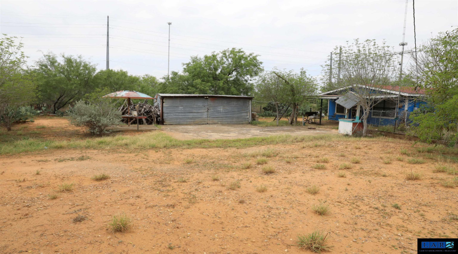 609 French St., Encinal, Texas 78019, 4 Bedrooms Bedrooms, 6 Rooms Rooms,1 BathroomBathrooms,Residential,For Sale,609 French St.,20260966
