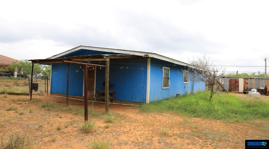 609 French St., Encinal, Texas 78019, 4 Bedrooms Bedrooms, 6 Rooms Rooms,1 BathroomBathrooms,Residential,For Sale,609 French St.,20260966