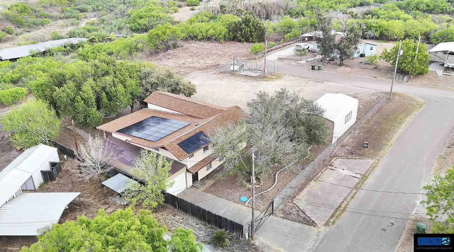 130 N. Jab Dr., Zapata, Texas 78076, 6 Bedrooms Bedrooms, 8 Rooms Rooms,3 BathroomsBathrooms,Residential,For Rent,130 N. Jab Dr.,20260968