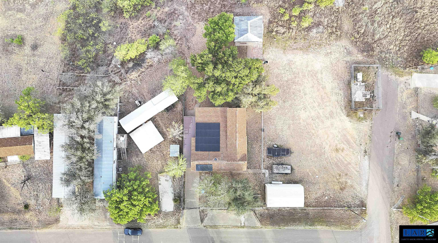 130 N. Jab Dr., Zapata, Texas 78076, 6 Bedrooms Bedrooms, 8 Rooms Rooms,3 BathroomsBathrooms,Residential,For Rent,130 N. Jab Dr.,20260968