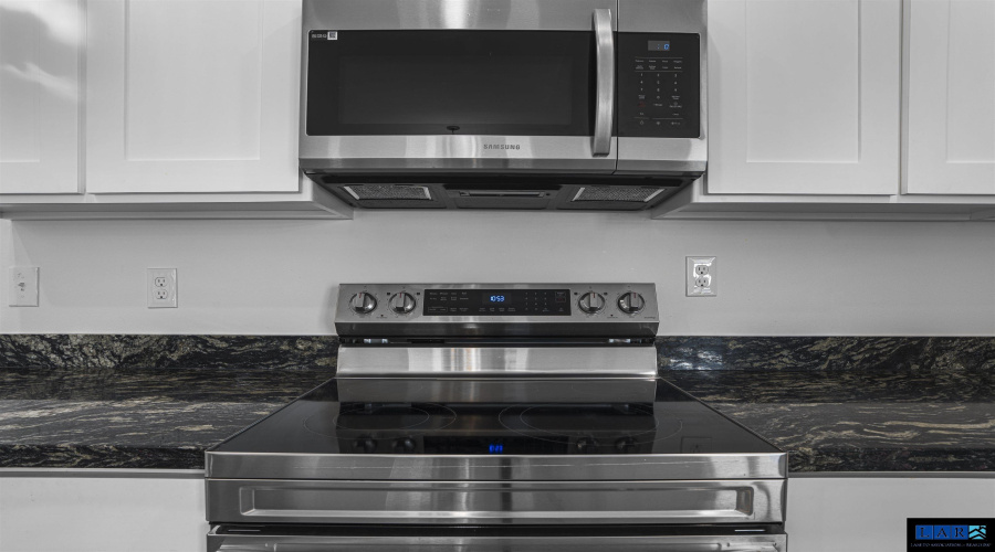 5428 Encanto Dr., Laredo, Texas 78046-5283, 4 Bedrooms Bedrooms, 6 Rooms Rooms,2 BathroomsBathrooms,Residential,For Rent,5428 Encanto Dr.,20260970