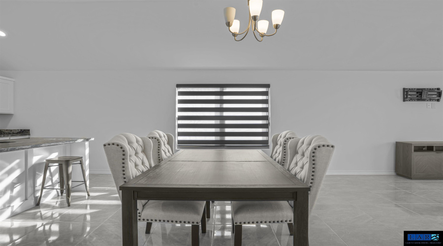 5428 Encanto Dr., Laredo, Texas 78046-5283, 4 Bedrooms Bedrooms, 6 Rooms Rooms,2 BathroomsBathrooms,Residential,For Rent,5428 Encanto Dr.,20260970