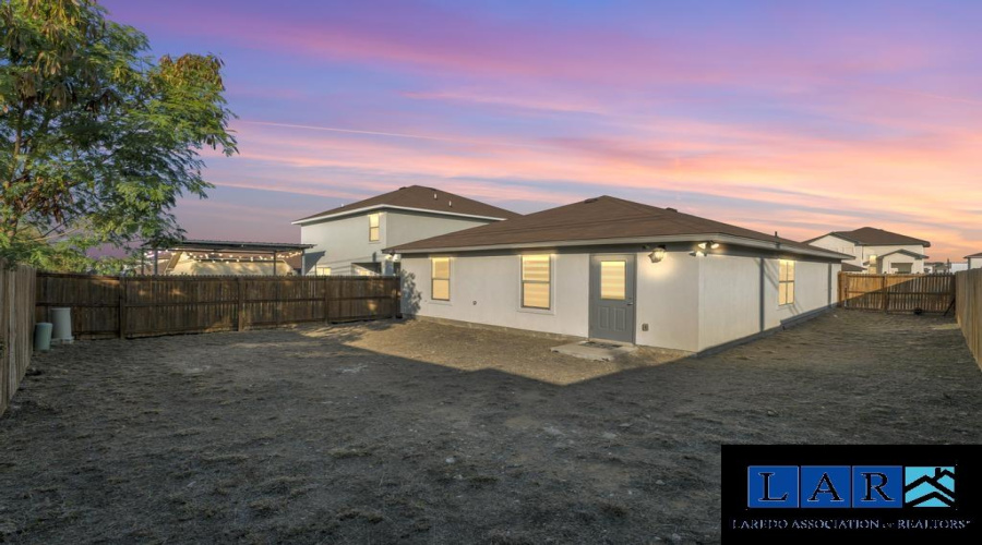 5428 Encanto Dr., Laredo, Texas 78046-5283, 4 Bedrooms Bedrooms, 6 Rooms Rooms,2 BathroomsBathrooms,Residential,For Rent,5428 Encanto Dr.,20260970