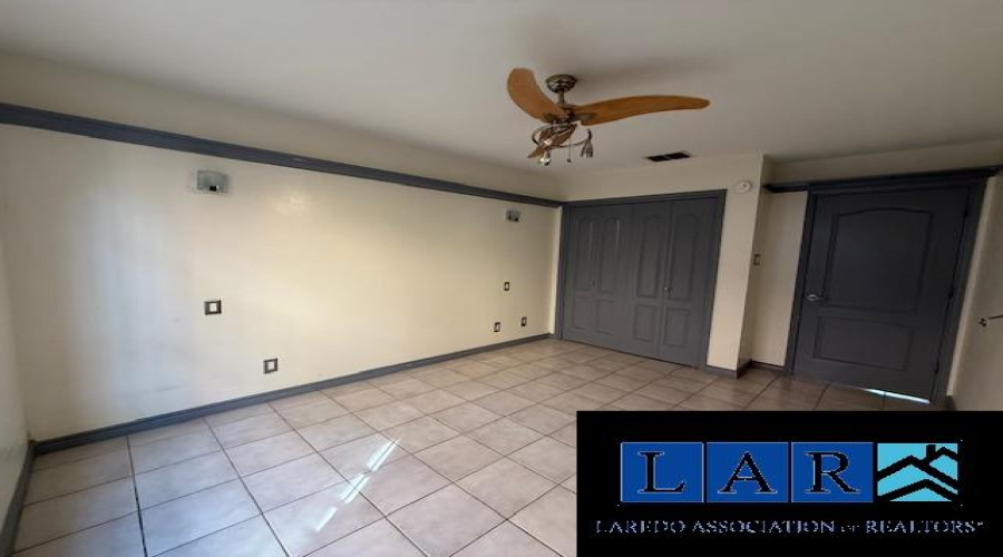 205 Martingale Ln, Laredo, Texas 78041, 3 Bedrooms Bedrooms, 5 Rooms Rooms,2 BathroomsBathrooms,Residential,For Rent,205 Martingale Ln,20260972