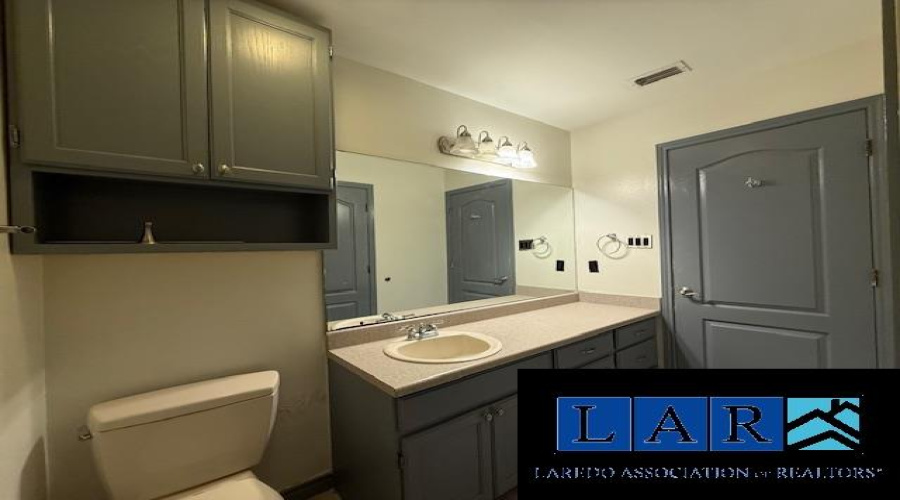 205 Martingale Ln, Laredo, Texas 78041, 3 Bedrooms Bedrooms, 5 Rooms Rooms,2 BathroomsBathrooms,Residential,For Rent,205 Martingale Ln,20260972