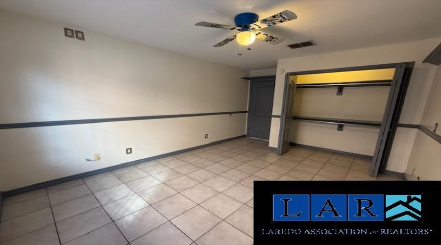 205 Martingale Ln, Laredo, Texas 78041, 3 Bedrooms Bedrooms, 5 Rooms Rooms,2 BathroomsBathrooms,Residential,For Rent,205 Martingale Ln,20260972