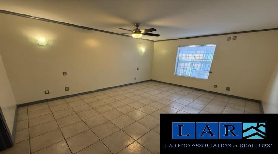 205 Martingale Ln, Laredo, Texas 78041, 3 Bedrooms Bedrooms, 5 Rooms Rooms,2 BathroomsBathrooms,Residential,For Rent,205 Martingale Ln,20260972