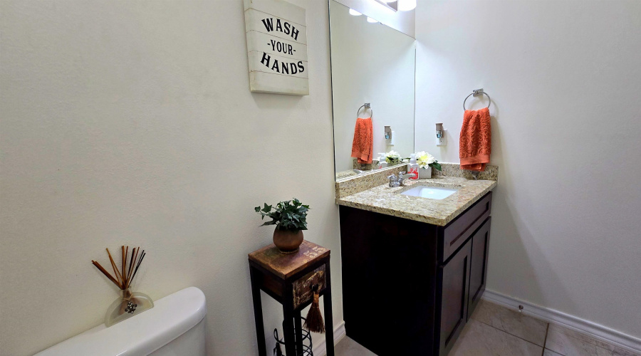 2207 Durazno Ct., Laredo, Texas 78046, 4 Bedrooms Bedrooms, 7 Rooms Rooms,2 BathroomsBathrooms,Residential,For Sale,2207 Durazno Ct.,20260973