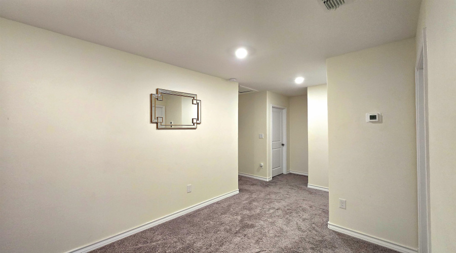 2207 Durazno Ct., Laredo, Texas 78046, 4 Bedrooms Bedrooms, 7 Rooms Rooms,2 BathroomsBathrooms,Residential,For Sale,2207 Durazno Ct.,20260973