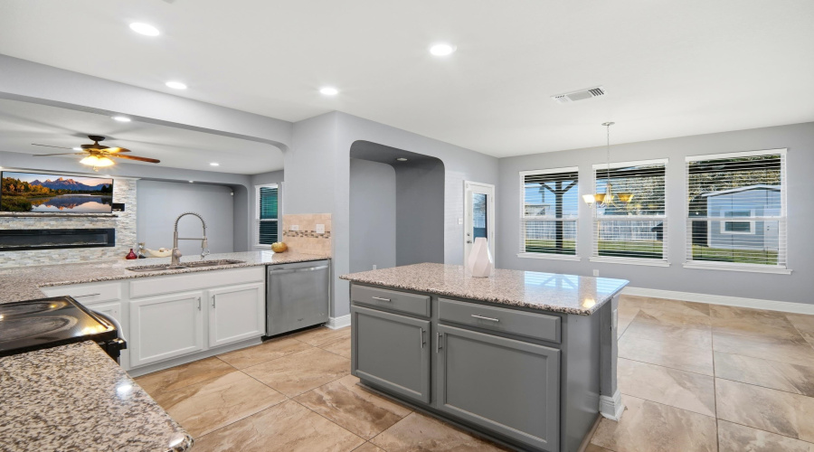 4431 Oak Roset, San Antonio, Texas 78259, 4 Bedrooms Bedrooms, 9 Rooms Rooms,3 BathroomsBathrooms,Residential,For Sale,4431 Oak Roset,20260975