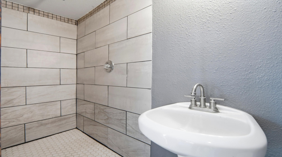 4431 Oak Roset, San Antonio, Texas 78259, 4 Bedrooms Bedrooms, 9 Rooms Rooms,3 BathroomsBathrooms,Residential,For Sale,4431 Oak Roset,20260975