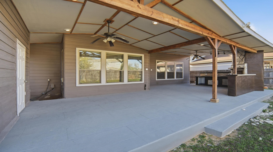 4431 Oak Roset, San Antonio, Texas 78259, 4 Bedrooms Bedrooms, 9 Rooms Rooms,3 BathroomsBathrooms,Residential,For Sale,4431 Oak Roset,20260975