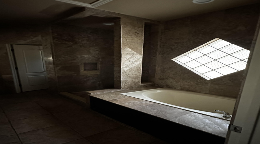 431 Puig Dr, LAREDO, Texas 78045, 4 Bedrooms Bedrooms, 6 Rooms Rooms,2 BathroomsBathrooms,Residential,For Rent,431 Puig Dr,20260980