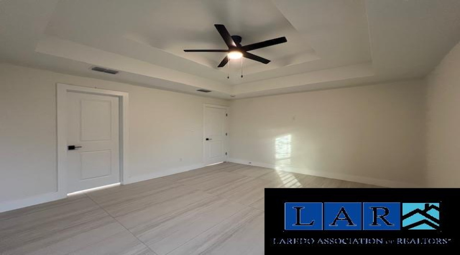 4717 Rocky Ledge Lp, Laredo, Texas 78041, 3 Bedrooms Bedrooms, 6 Rooms Rooms,2 BathroomsBathrooms,Residential,For Rent,4717 Rocky Ledge Lp,20260159