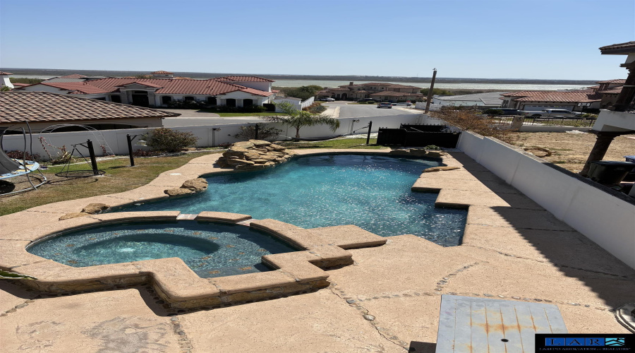 417 Lake Nakuru Ct, LAREDO, Texas 78041, 6 Bedrooms Bedrooms, 9 Rooms Rooms,6 BathroomsBathrooms,Residential,For Sale,417 Lake Nakuru Ct,20260982