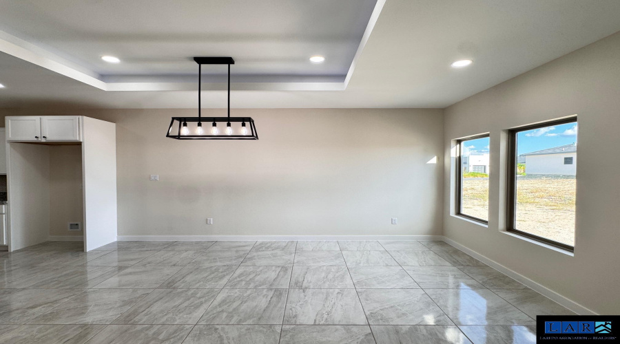 6709 El Freno, LAREDO, Texas 78046, 3 Bedrooms Bedrooms, 5 Rooms Rooms,2 BathroomsBathrooms,Residential,For Sale,6709 El Freno,20260983