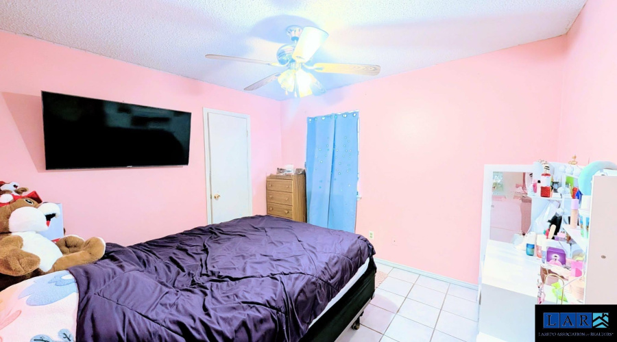 105 Tamarack Lp, Laredo, Texas 78045, 3 Bedrooms Bedrooms, 5 Rooms Rooms,2 BathroomsBathrooms,Residential,For Sale,105 Tamarack Lp,20260984