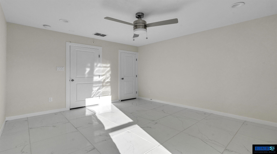 504 Gale Ct, Laredo, Texas 78041, 3 Bedrooms Bedrooms, 5 Rooms Rooms,2 BathroomsBathrooms,Residential,For Rent,504 Gale Ct,20260986