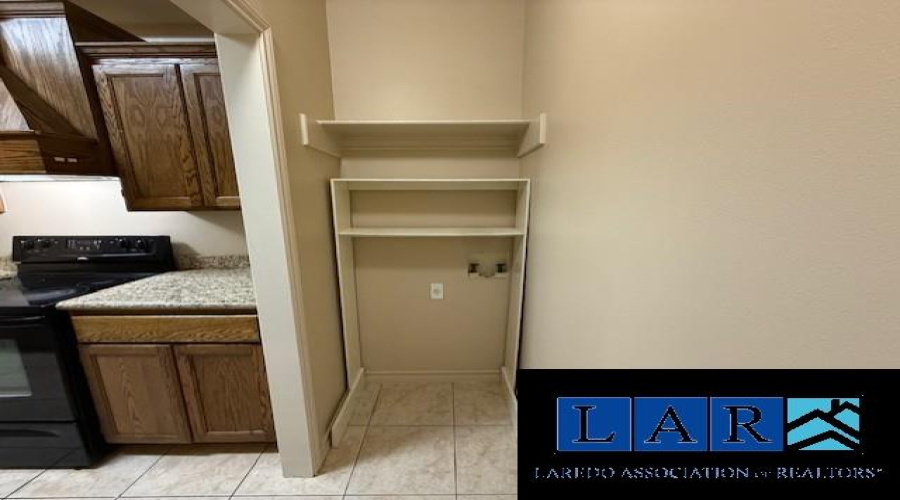 201 Abigail Dominguez, Laredo, Texas 78046, 3 Bedrooms Bedrooms, 5 Rooms Rooms,2 BathroomsBathrooms,Residential,For Rent,201 Abigail Dominguez,20260987