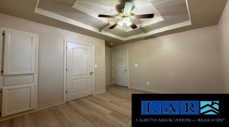 201 Abigail Dominguez, Laredo, Texas 78046, 3 Bedrooms Bedrooms, 5 Rooms Rooms,2 BathroomsBathrooms,Residential,For Rent,201 Abigail Dominguez,20260987