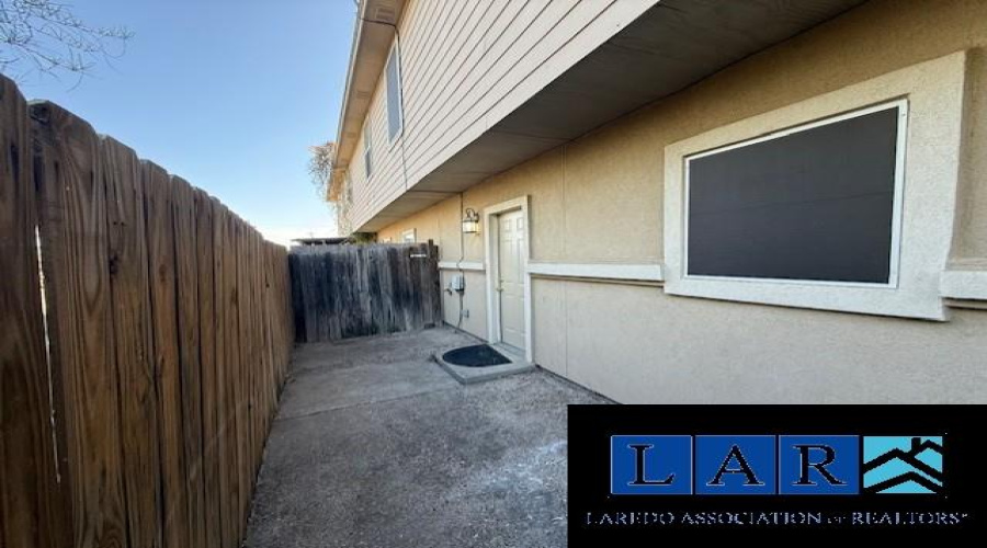 201 Abigail Dominguez, Laredo, Texas 78046, 3 Bedrooms Bedrooms, 5 Rooms Rooms,2 BathroomsBathrooms,Residential,For Rent,201 Abigail Dominguez,20260987