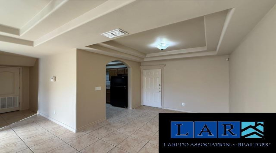 201 Abigail Dominguez, Laredo, Texas 78046, 3 Bedrooms Bedrooms, 5 Rooms Rooms,2 BathroomsBathrooms,Residential,For Rent,201 Abigail Dominguez,20260987