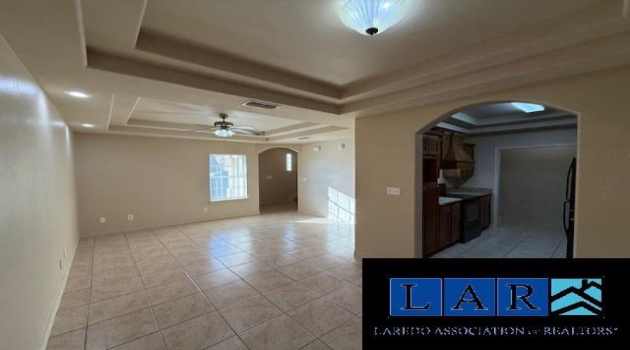 201 Abigail Dominguez, Laredo, Texas 78046, 3 Bedrooms Bedrooms, 5 Rooms Rooms,2 BathroomsBathrooms,Residential,For Rent,201 Abigail Dominguez,20260987