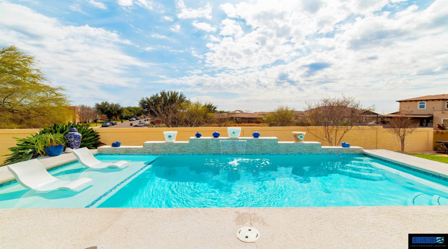 507 Scissor Tail Cir, Laredo, Texas 78045, 3 Bedrooms Bedrooms, 6 Rooms Rooms,2 BathroomsBathrooms,Residential,For Sale,507 Scissor Tail Cir,20260988