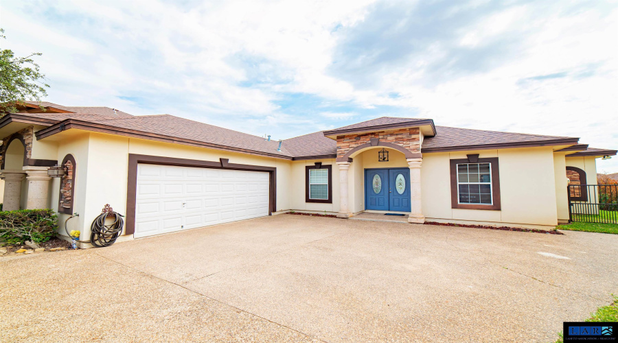 507 Scissor Tail Cir, Laredo, Texas 78045, 3 Bedrooms Bedrooms, 6 Rooms Rooms,2 BathroomsBathrooms,Residential,For Sale,507 Scissor Tail Cir,20260988
