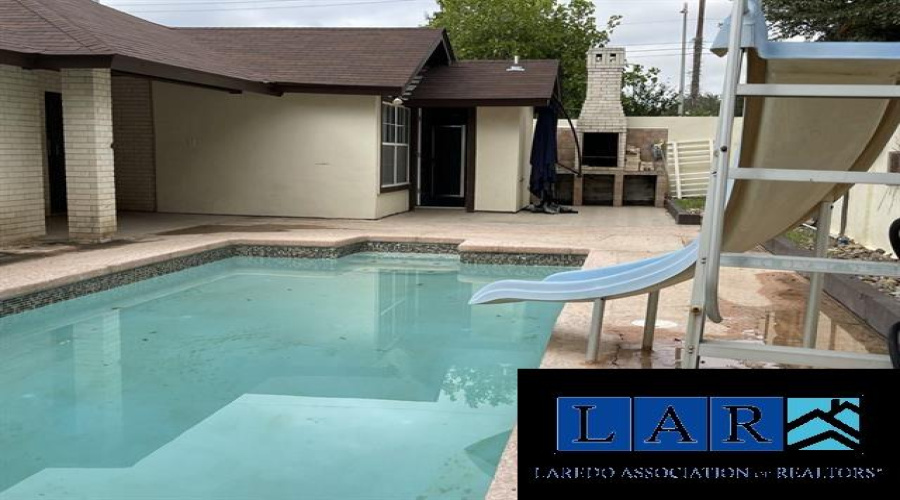 8509 Valley View Cir, Laredo, Texas 78045, 5 Bedrooms Bedrooms, 7 Rooms Rooms,3 BathroomsBathrooms,Residential,For Rent,8509 Valley View Cir,20260991
