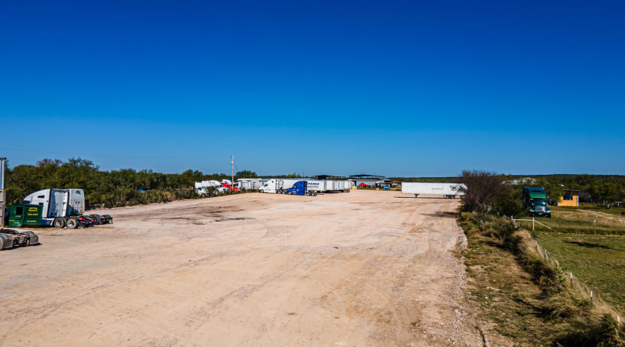 405 Appaloosa Rd, Laredo, Texas 78045, ,Land,For Rent,405 Appaloosa Rd,20260992