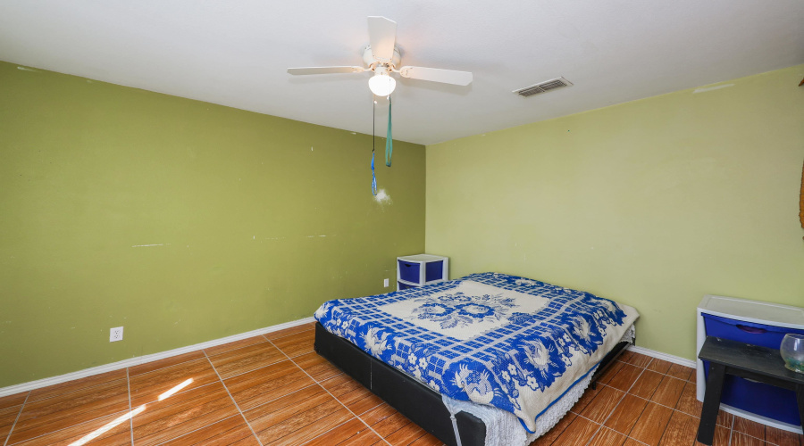 2426 Jean St, LAREDO, Texas 78046, 3 Bedrooms Bedrooms, 8 Rooms Rooms,2 BathroomsBathrooms,Residential,For Sale,2426 Jean St,20260993