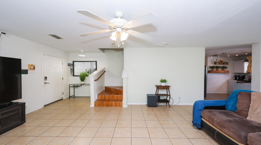 2426 Jean St, LAREDO, Texas 78046, 3 Bedrooms Bedrooms, 8 Rooms Rooms,2 BathroomsBathrooms,Residential,For Sale,2426 Jean St,20260993