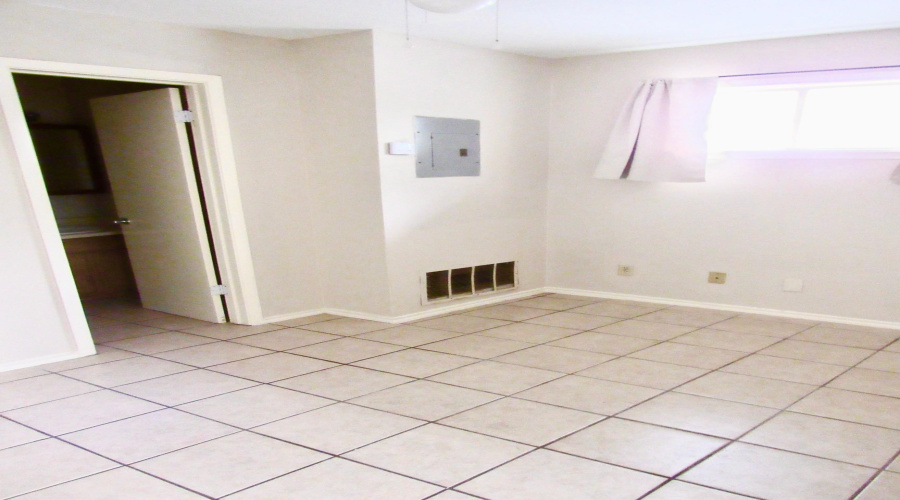 1420 Juarez Ave, Laredo, Texas 78040, 1 Bedroom Bedrooms, 2 Rooms Rooms,1 BathroomBathrooms,Residential,For Rent,1420 Juarez Ave,20260994