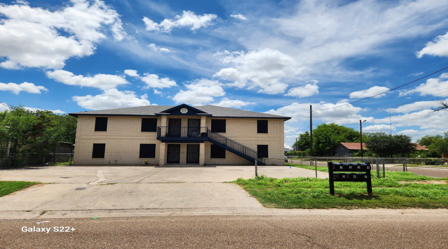1420 Juarez Ave, Laredo, Texas 78040, 1 Bedroom Bedrooms, 2 Rooms Rooms,1 BathroomBathrooms,Residential,For Rent,1420 Juarez Ave,20260994