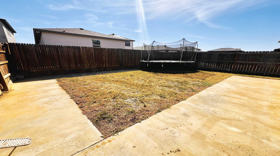 3711 Jaime Martin, Laredo, Texas 78046, 4 Bedrooms Bedrooms, 6 Rooms Rooms,2 BathroomsBathrooms,Residential,For Sale,3711 Jaime Martin,20260995