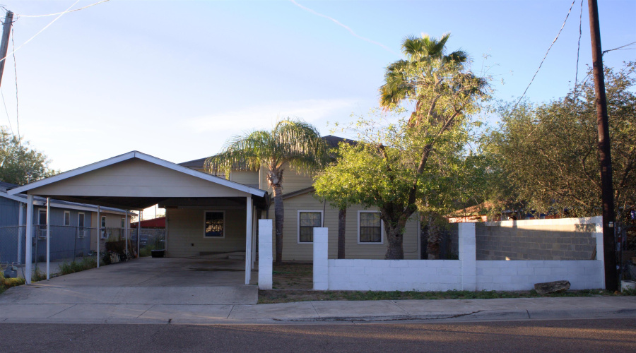 3305 Corpus Christi St, Laredo, Texas 78043-3512, 4 Bedrooms Bedrooms, 7 Rooms Rooms,2 BathroomsBathrooms,Residential,For Sale,3305 Corpus Christi St,20260997