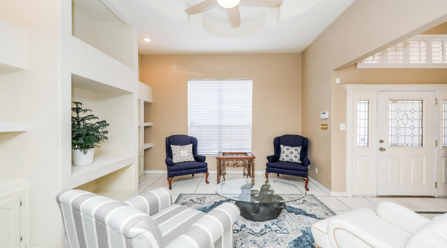 110 Lagos Ave, LAREDO, Texas 78045, 3 Bedrooms Bedrooms, 6 Rooms Rooms,2 BathroomsBathrooms,Residential,For Sale,110 Lagos Ave,20260998