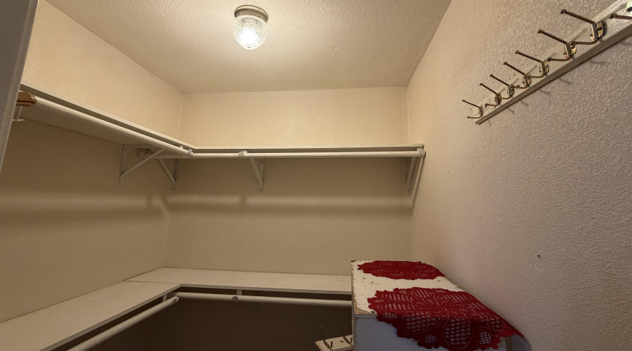 10214 Blitzen Dr, LAREDO, Texas 78045, 1 Bedroom Bedrooms, 2 Rooms Rooms,1 BathroomBathrooms,Residential,For Rent,10214 Blitzen Dr,20260999