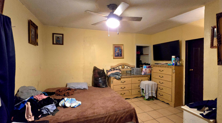 103 Malaga Dr, Laredo, Texas 78046, 4 Bedrooms Bedrooms, 6 Rooms Rooms,3 BathroomsBathrooms,Residential,For Sale,103 Malaga Dr,20261000