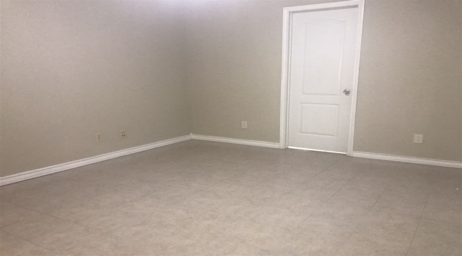 411 Shiloh Dr, LAREDO, Texas 78045, 3 Bedrooms Bedrooms, 6 Rooms Rooms,2 BathroomsBathrooms,Residential,For Rent,411 Shiloh Dr,20261001