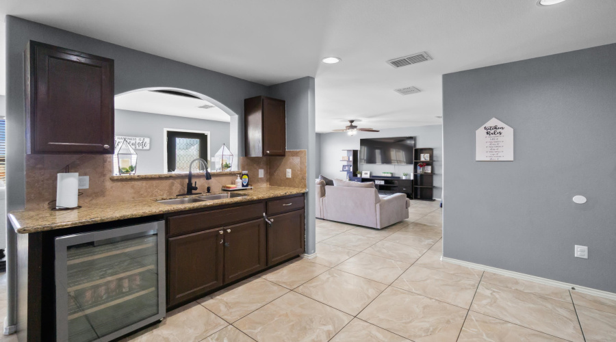 6103 Fraile Dr, laredo, Texas 78043, 3 Bedrooms Bedrooms, 5 Rooms Rooms,2 BathroomsBathrooms,Residential,For Sale,6103 Fraile Dr,20261003